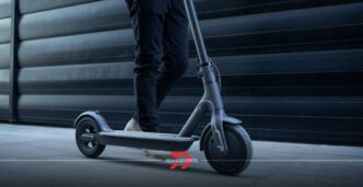Aguascalientes prohíbe los scooters a menores de 16 años