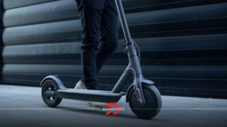 Aguascalientes prohíbe los scooters a menores de 16 años